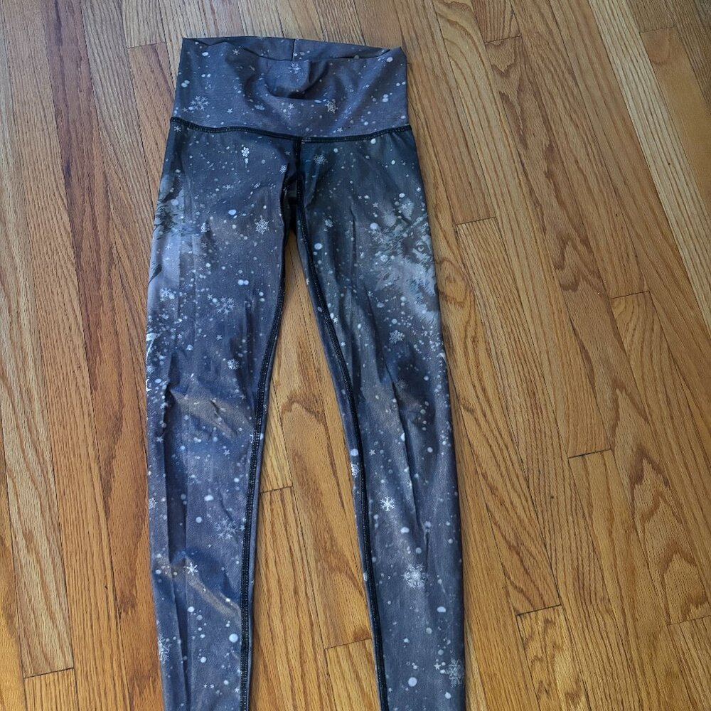 Wolf TEEKI Leggings Size XS